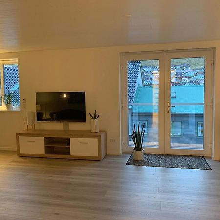 Spacious Apartment On N.P.Gota 8A, Klaksvík Εξωτερικό φωτογραφία