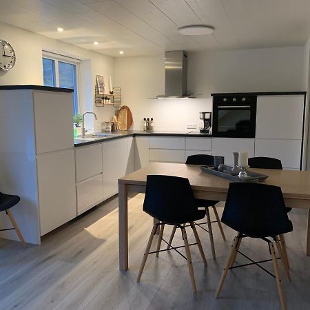 Spacious Apartment On N.P.Gota 8A, Klaksvík Εξωτερικό φωτογραφία