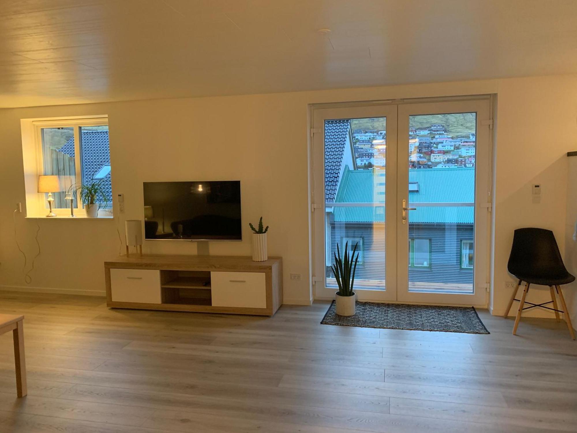 Spacious Apartment On N.P.Gota 8A, Klaksvík Εξωτερικό φωτογραφία